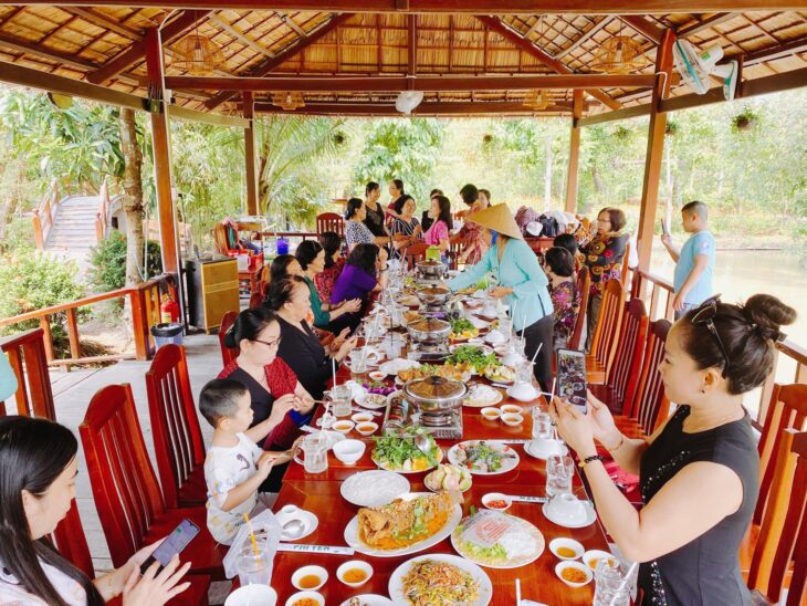 DU LỊCH SINH THÁI VƯỜN TRÁI CÂY PHI YẾN