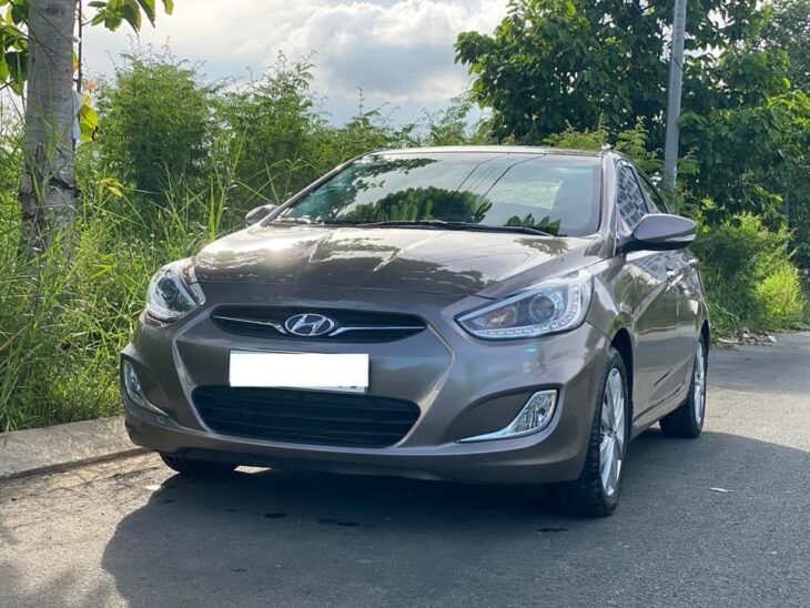 HYUNDAI ACCENT BLUE 1.4AT (2014)