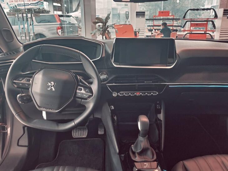 PEUGEOT 2008 GT Line Bản Full Option – Xe Siêu Lướt Chỉ 3600km