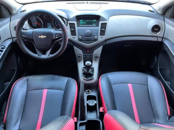 Chevrolet Cruze LT 2016 (Số sàn)