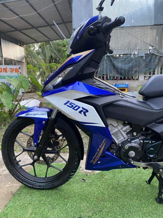 Bán Winner V1 2018 bản độ tem sơn hãng