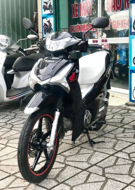 Future FI 2019, màu Đen bóng rất đẹp, xe FI phun xăng điện tử cực kỳ tiết kiệm xăng