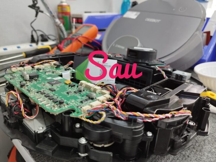 Vệ Sinh Robot Hút Bụi Lau Nhà Miễn Phí