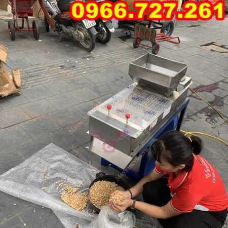 Máy bóc vỏ lụa đậu phộng rang 600 kg/ giờ Vinmax BVL600