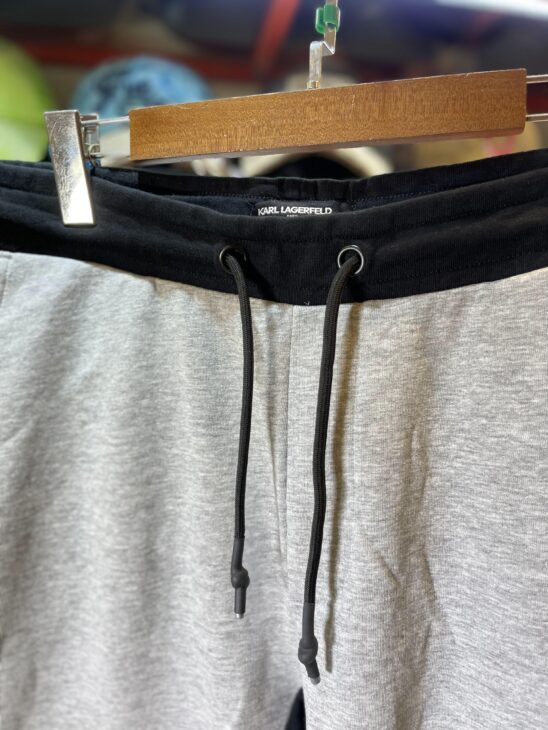 QUẦN SHORT KARL PARIS