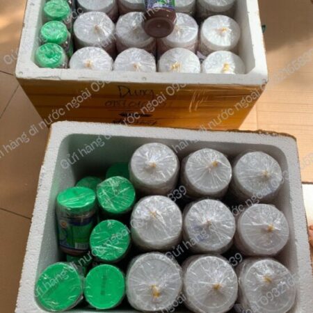 Gửi mắm đi Mỹ tại Sài Gòn