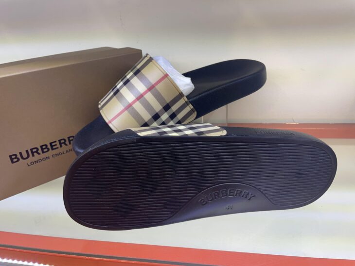 DÉP BURBERRY HÀNG CHÍNH HÃNG XÁCH TAY