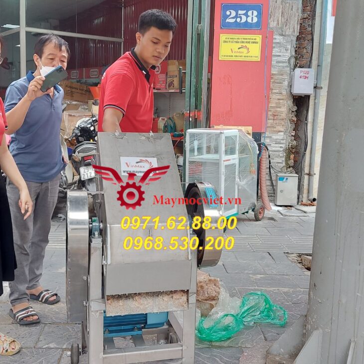 Địa chỉ cung cấp máy xay nghiền nước đá giá rẻ tại Hồ Chí Minh