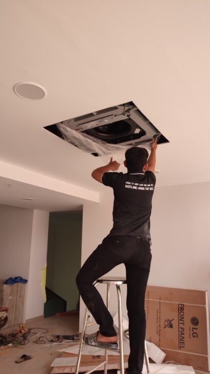 Máy lạnh âm trần LG 4HP có nên lắp đặt cho nhà hàng?