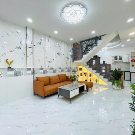Bán nhà Hẻm xe hơi Nguyễn Kim Quận 10, (4.5×10) 4 Tầng 3PN chỉ 8.2 tỷ.