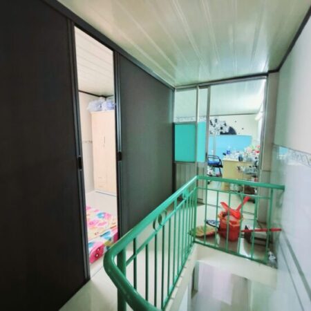 Bán nhà kế Cách Mạng Tháng 8 Tân Bình, Lô Góc 40m2 3T 5PN chỉ 4.2 tỷ. Bán nhà kế Cách Mạng Tháng 8 Tân Bình, Lô Góc 40m2 3T 5PN chỉ 4.2 tỷ.