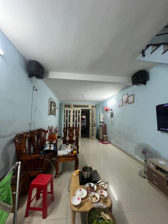 Mặt tiền hẻm 102 Âu Dương Lân 3.6×19 chỉ 9 tỷ 4