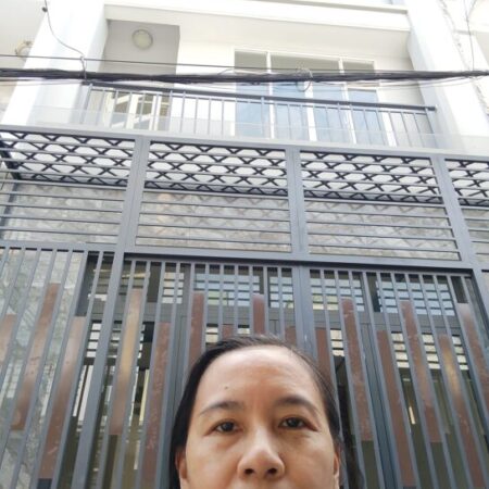 Nhà mặt tiền đường xe tải đậu cửa, Huỳnh Tấn Phát, Thị Trấn Nhà Bè, 4.8×11, 3 tầng kiên cố, chỉ