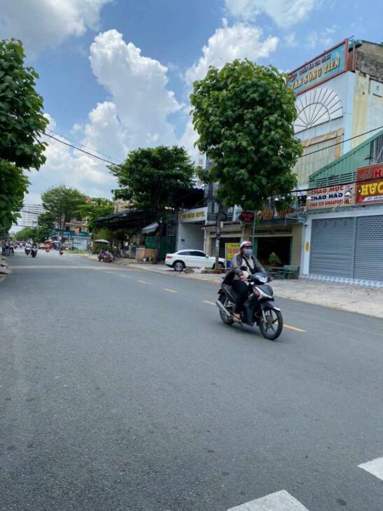 Bán đất mặt tiền đường số 13 khu dân cư Tên Lửa,Ao Sen, gần Aeon Mall, vị trí đẹp, DT 5x20m, Bình