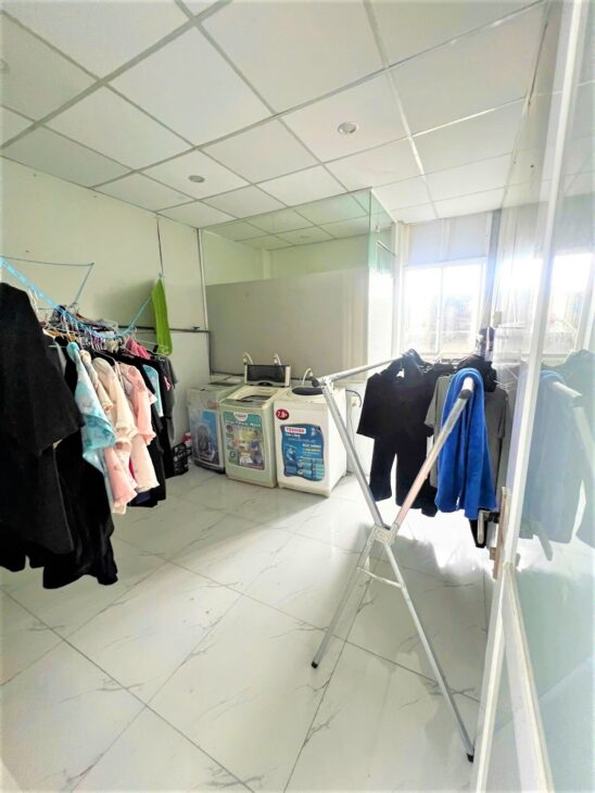 Bán nhà đường Hòa Hảo Quận 10, HXH (4.1×14) 3Tầng 8PN chỉ 7.2 tỷ.