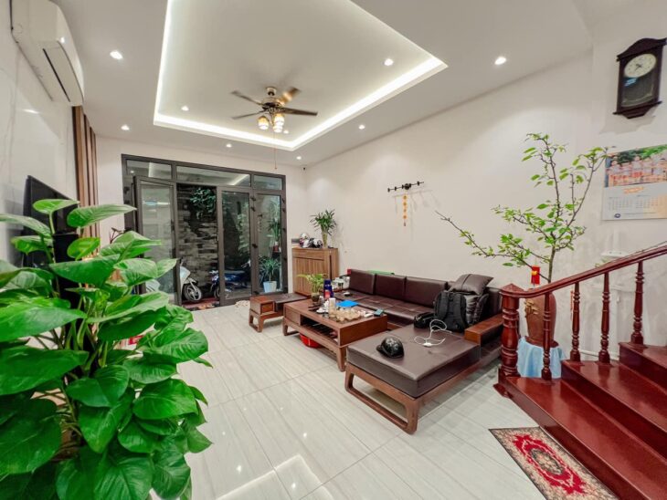 BÁN NHÀ NHÂN HÒA, THANH XUÂN – SÁT PHỐ GẦN OTO TRÁNH – 50M, 5 TẦNG – NHỈNH 10 TỶ