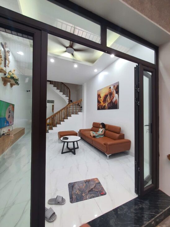 BÁN NHÀ NGUYỄN TRÃI, THANH XUÂN – PHÂN LÔ OTO TRÁNH – KINH DOANH – 55M2, 4 TẦNG – GIÁ 12.X TỶ