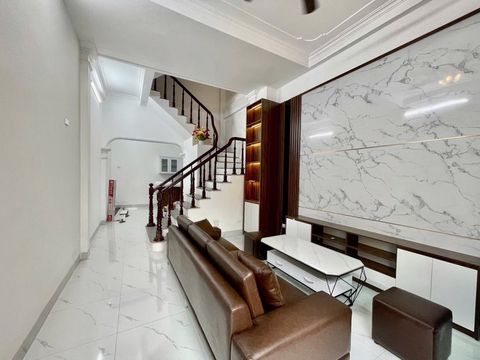 Bán Nhà Đẹp Ngô Quyền–Hà Đông ????7,99 tỷ ÔTÔ vào tận nhà dt42m mt 4m