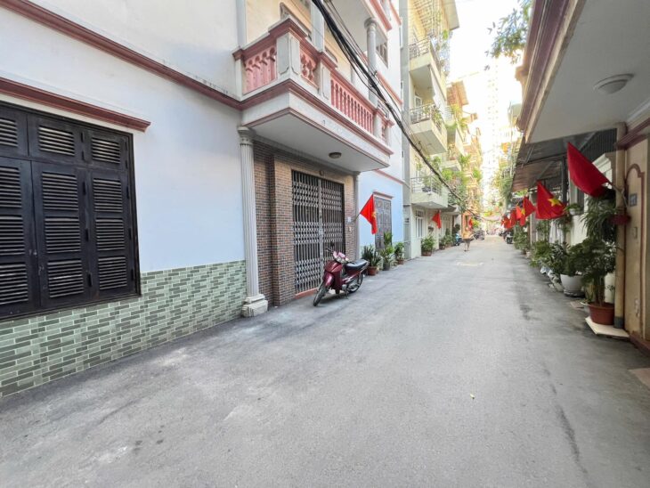 BÁN NHÀ TRIỀU KHÚC, THANH XUÂN – PHÂN LÔ OTO TRÁNH – KINH DOANH – 54M2, 4 TẦNG – GIÁ 12.99 TỶ
