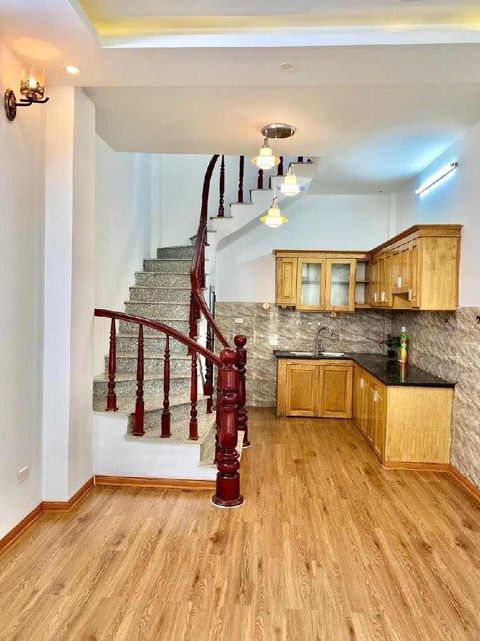 BÁN NHÀ ĐẸP QUANG TRUNG – HÀ ĐÔNG, GẦN BẾN XE YÊN NGHĨA: 32M, MT: 3.5M, 4.6 TỶ