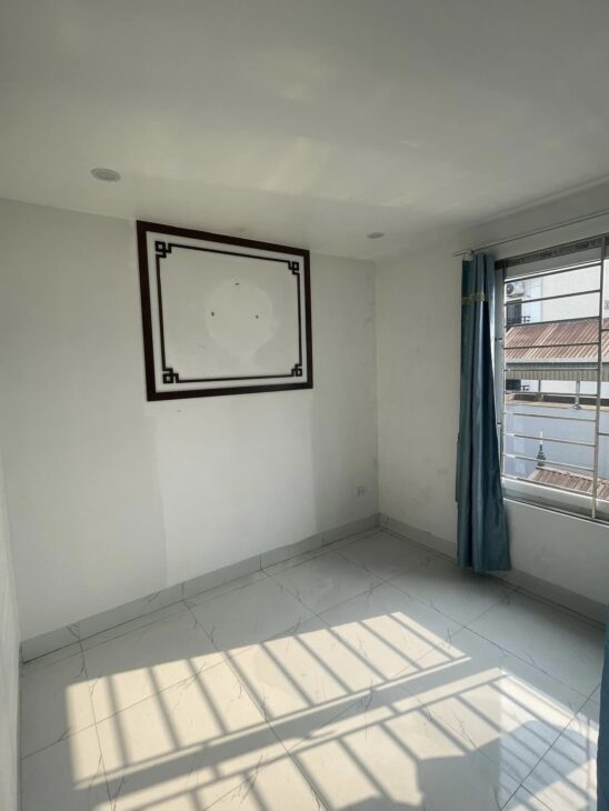 Siêu HOT! Nhà Kim Giang 45m*5 tầng, MT 5m, Lô góc 2 thoáng, 20m ra Phố