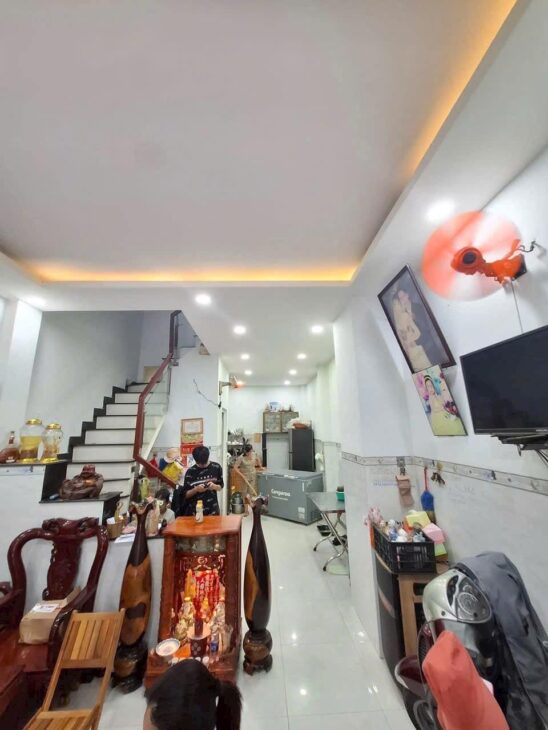 Nhà Sát Mặt Tiền Lê Văn Quới – Bình Tân – 4 Tầng Đẹp. Nhỉnh 5 Tỷ.