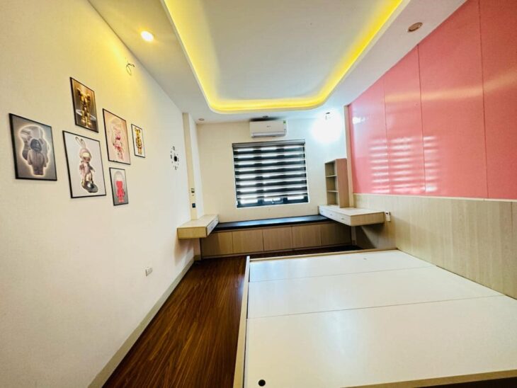 BÁN NHÀ 5 TẦNG DÂN XÂY – PHỐ LỤA, VẠN PHÚC – GẦN Ô TÔ – TIỆN ÍCH QUÁ NHIỀU