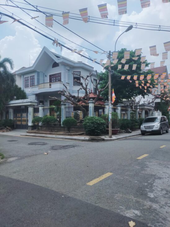 Bán biệt thự giá rẽ góc 2 mặt tiền đường số 7A khu dân cư Tên Lửa DT 21x22m, Bình Trị Đông B, Bình