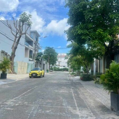 Bán đất mặt tiền đường số 57B xung quanh là biệt thự vị trí đẹp khu dân cư Tên Lửa, DT 6x24m, Tân