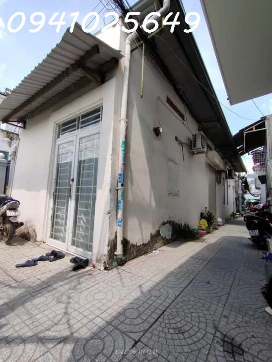 Bán căn nhà cấp 4, góc 2 mặt hẻm 3 gác đường số 6, Phường Hiệp Bình Chánh, Thủ Đức, 3.95tỷ