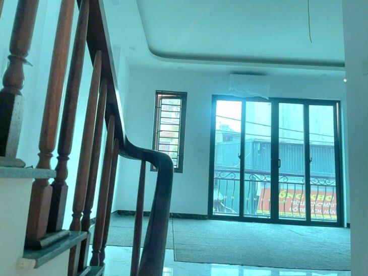 BÁN NHÀ RIÊNG PHỐ QUANG LÃM ,PHÚ LÃM HÀ ĐÔNG- 54M* 5 TẦNG* 3 NGỦ .KINH DOANH ,Ô TÔ VÀO NHÀ