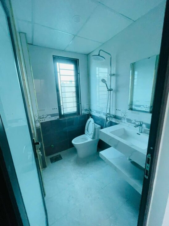BÁN NHÀ RIÊNG PHỐ QUANG LÃM ,PHÚ LÃM HÀ ĐÔNG- 54M* 5 TẦNG* 3 NGỦ .KINH DOANH ,Ô TÔ VÀO NHÀ