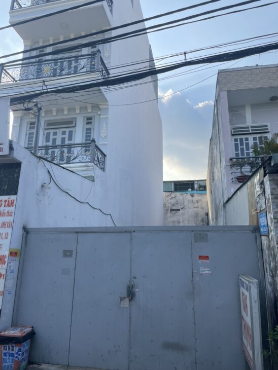 Bán đất mặt tiền Hiệp Thành 33 DT 4x23m hướng đông nam giá 4.4 tỷ, LH 0919781159