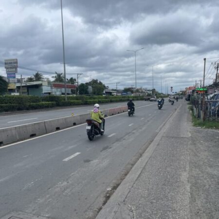 Bán mặt tiền 120x100m giá 450 tỷ Quốc Lộ 1 A, LH0919781159 Bán mặt tiền 120x100m giá 450 tỷ Quốc Lộ 1 A, LH0919781159