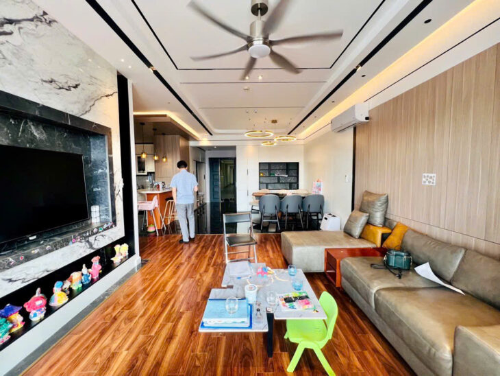 (Siêu Phẩm) Căn hộ 122m2 2PN có lot ô tô – Ban công Đông Nam – Tặng nội thất 1,5 tỷ – Tin Thật 100%