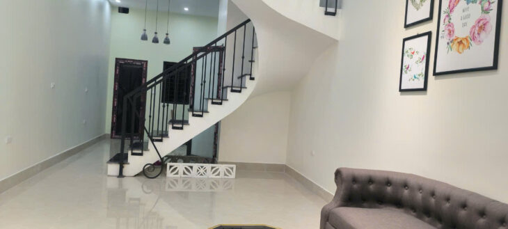 Chủ Cần Bán Gấp Nhà Ngọc Thụy 60 m, mặt tiền 5 mét giá 10 tỷ