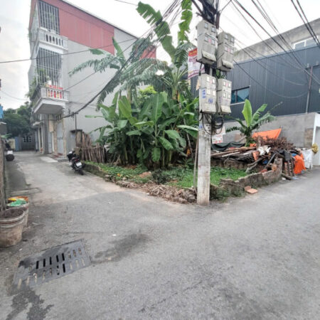 Chính chủ bán đất lô góc Yên Nghĩa 50m2 ô tô đỗ cửa