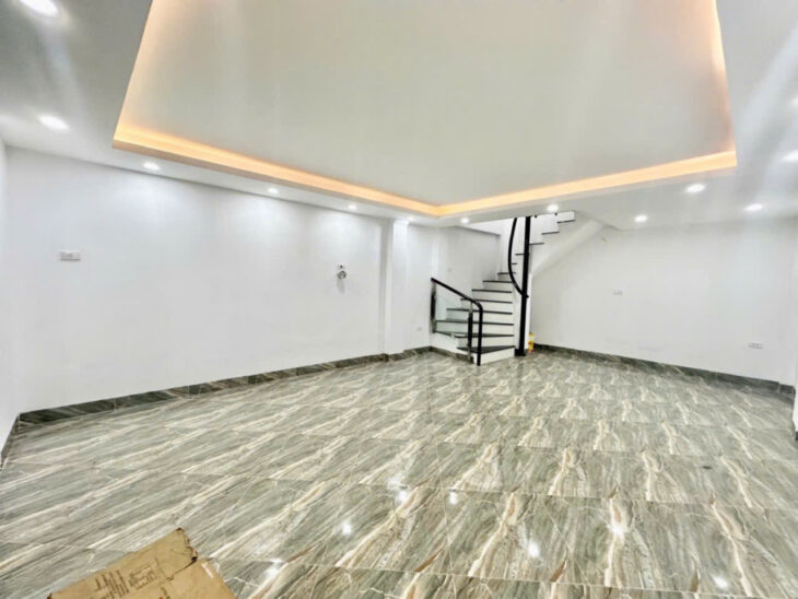 MẶT NGÕ LÔ GÓC – NHÀ ĐẸP – GẦN PHỐ – KHƯƠNG ĐÌNH DIỆN TÍCH 36M2- 5 TẦNG- MT 5M- NGÕ KINH DOANH