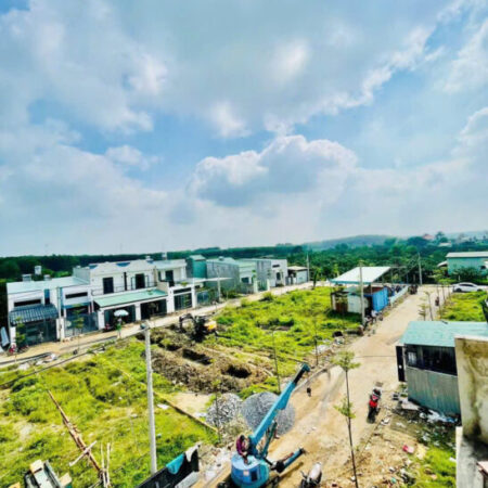 Gia đình cần bán Lô Góc 2 Mặt Tiền Gần Bờ Kè Bửu Long Giá Chỉ 1ty520