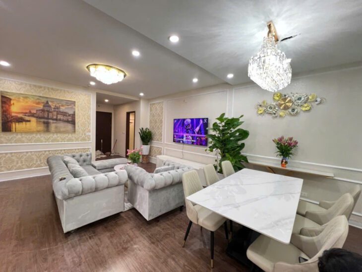 Cần bán căn góc tòa HPC 112m2 3 ngủ full nội thất đẹp giá 6,2 tỷ LH 0985409147