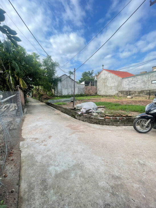 tôi bán hơn 1 tỷ- đất đường ô tô ngay bx yên nghĩa 0967594106