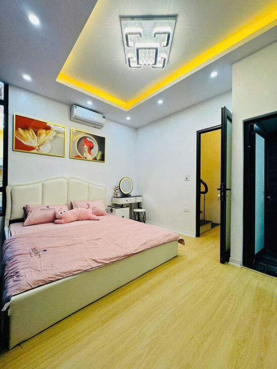 BÁN NHÀ 5 TẦNG NGÕ HUY VĂN – 3 NGỦ FULL NỘI THẤT – 3 BƯỚC RA PHỐ – HƠN 4 TỶ