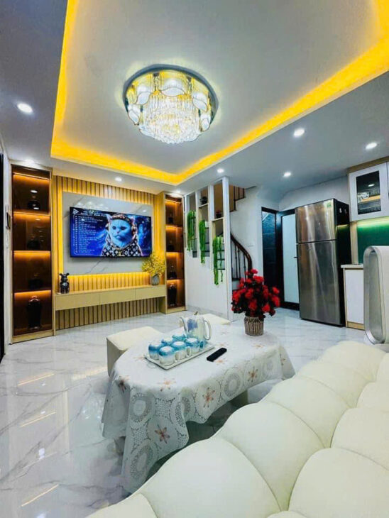 BÁN NHÀ 5 TẦNG NGÕ HUY VĂN – 3 NGỦ FULL NỘI THẤT – 3 BƯỚC RA PHỐ – HƠN 4 TỶ