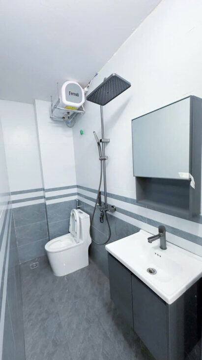 BÁN NHÀ 5 TẦNG ĐỘI CẤN – Ô TÔ CON ĐỖ GẦN Ô TÔ TRÁNH – NHÀ CỰC THOÁNG