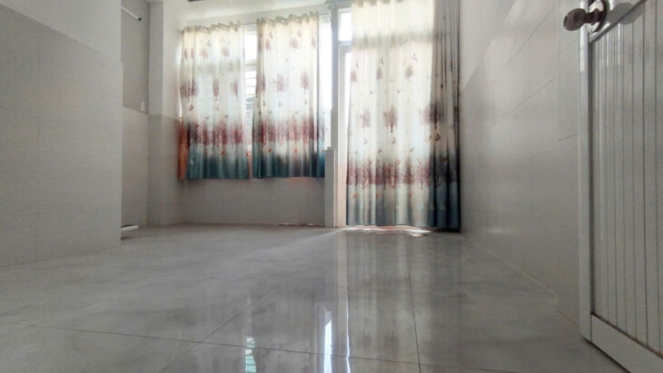 NHÀ TÂN BÌNH – NGUYỄN TRỌNG TUYỂN GẦN MẶT TIỀN – XE HƠI ĐỖ CỬA – 50M DÀI 12M – NỞ HẬU TÀI LỘC –