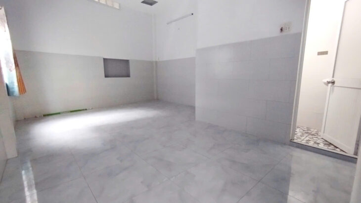 NHÀ TÂN BÌNH – NGUYỄN TRỌNG TUYỂN GẦN MẶT TIỀN – XE HƠI ĐỖ CỬA – 50M DÀI 12M – NỞ HẬU TÀI LỘC –