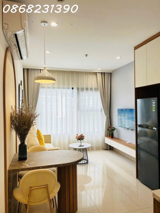BÁN CĂN HỘ 1N1K VINHOMES SMART CITY – VIEW BỂ BƠI – HƯỚNG ĐÔNG NAM