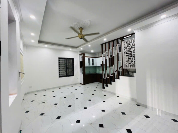 KIM CHUNG – HOÀI ĐỨC – NHÀ ĐẸP LÔ GÓC – OTO TRÁNH QUA NHÀ – KINH DOANH NHỎ – TIỀM NĂNG LỚN Liên