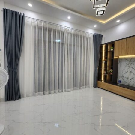 CHÍNH CHỦ CẦN BÁN GẤP NHÀ 2 MẶT TIỀN, P 13, QUẬN 6