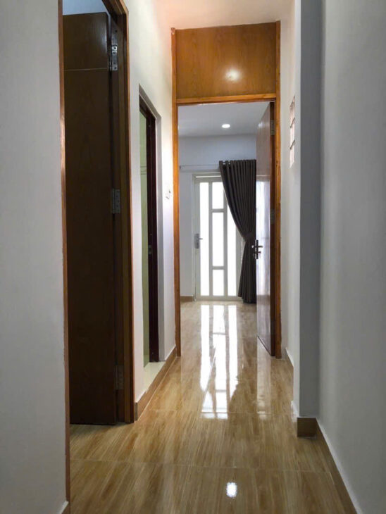 HẺM XE TẢI THÔNG-TÂN BÌNH- PHẠM VĂN BẠCH-4×10(40m2)-2 TẦNG- GIÁ 3,98 TỶ